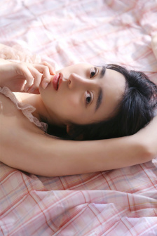 欧美二品道不卡免费视频